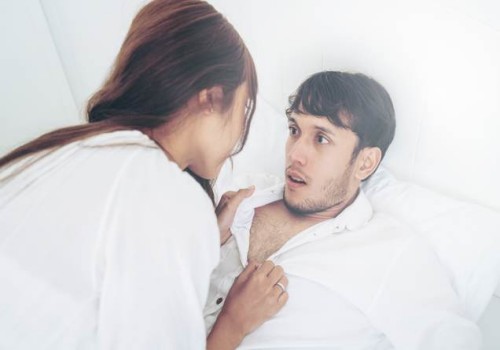 <b> 长沙市出轨调查：婚外情六年，我该走该留？</b>
